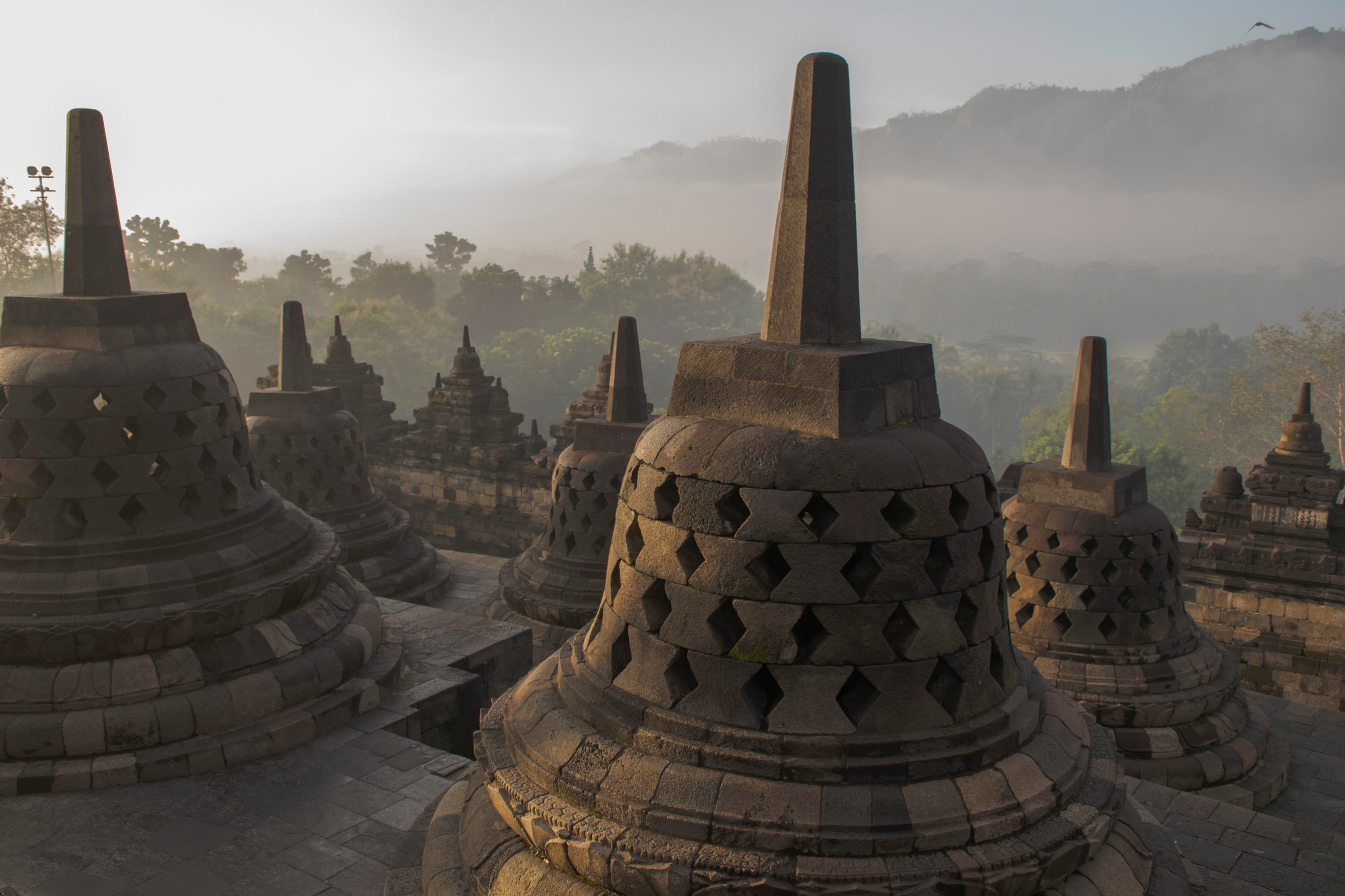 Get to know the 5 temples located around Borobudur